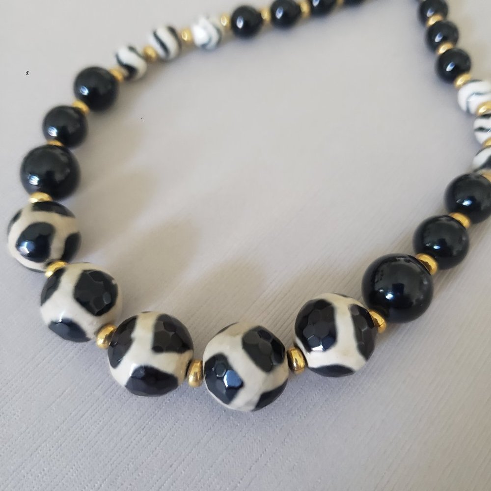OOAK Kriaytions Black Spot Faceted Stone Necklace NEW OOAK